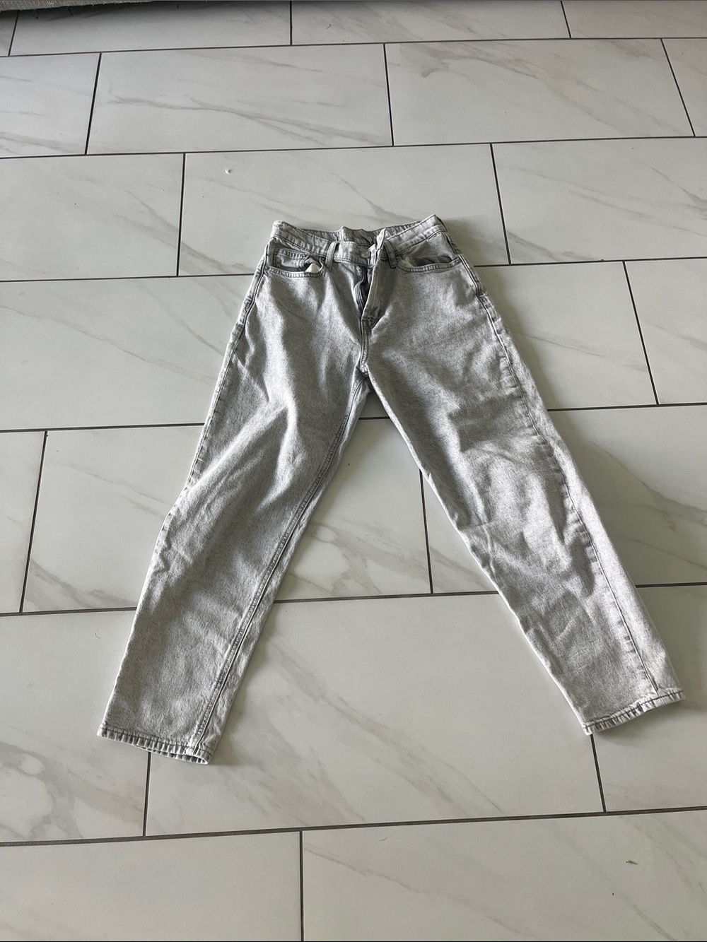 GAP Men's Light Gray Relaxed Jeans